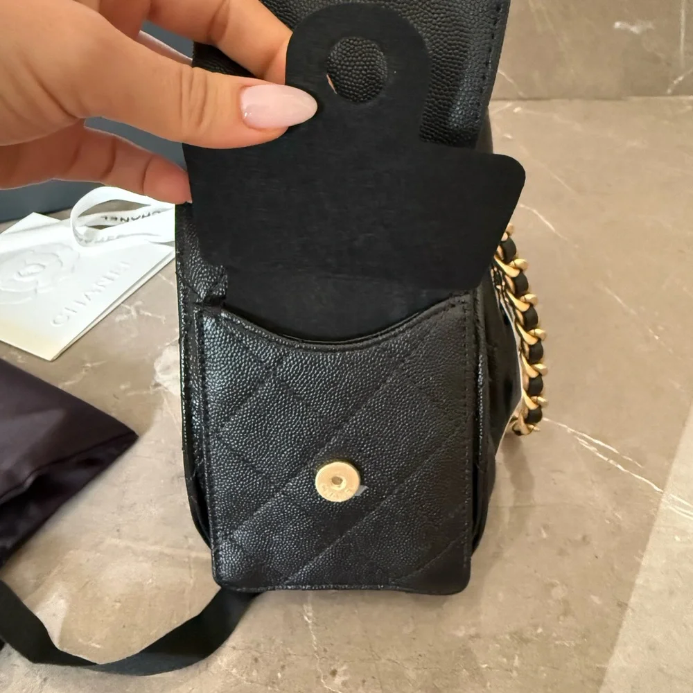 Chanel mini 25 Black caviar Quilted Shoulder Bag with Gold Chain! 100% AUTHENTIC - Picture 6 of 10